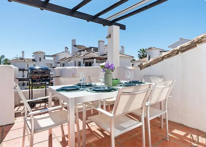 Naranjos Penthouse Ref #116 *