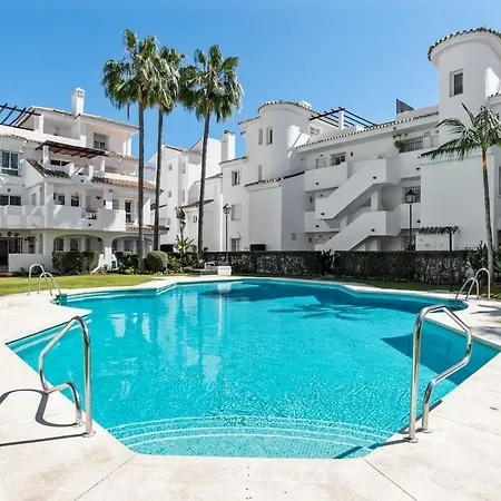 شقة Naranjos Penthouse Ref #116 *